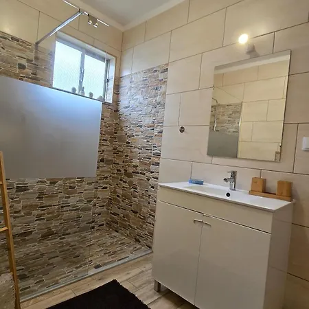 Fred E Kika Holidays 波尔蒂芒