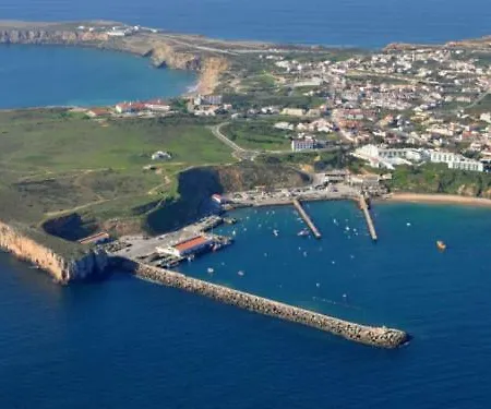 Fred E Kika Holidays